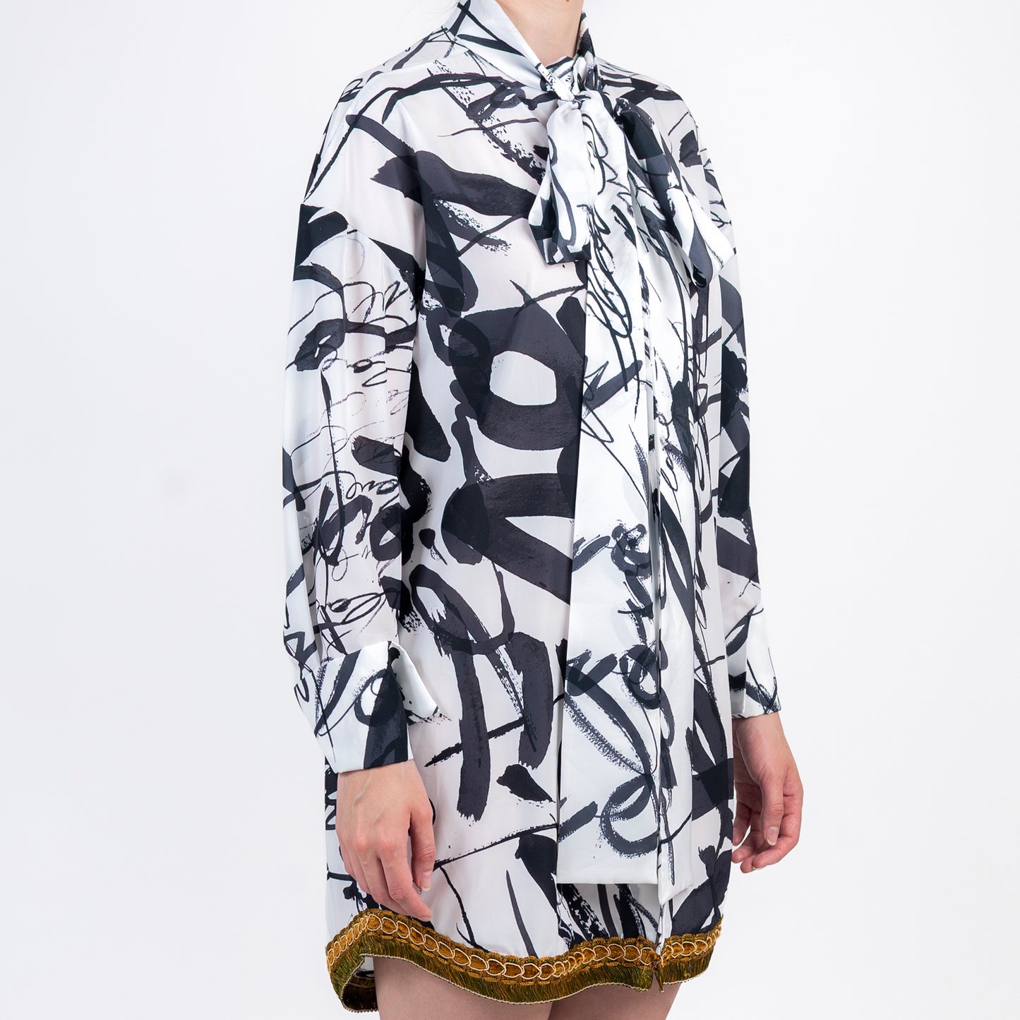 Camisa Casa Ayala – Blanco y Negro
