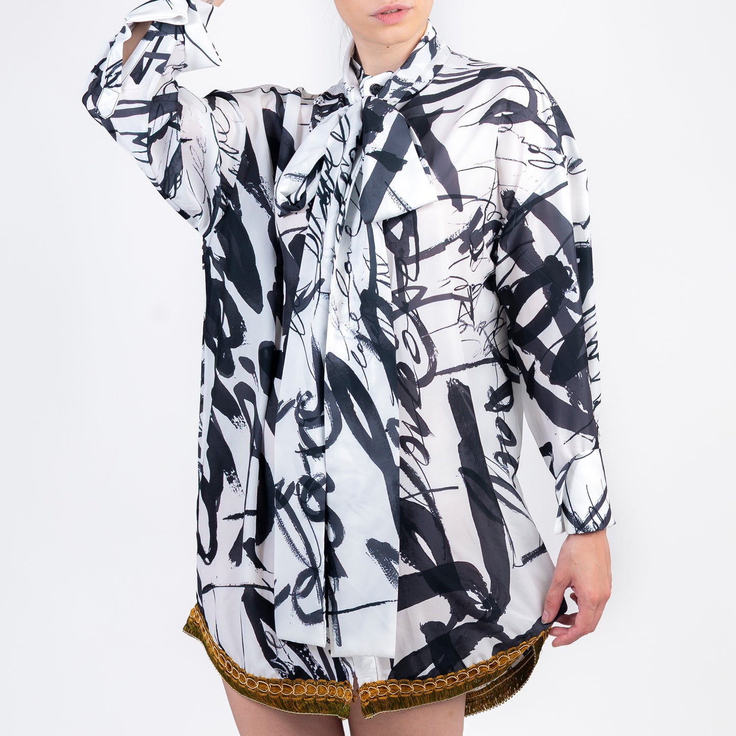 Camisa Casa Ayala – Blanco y Negro